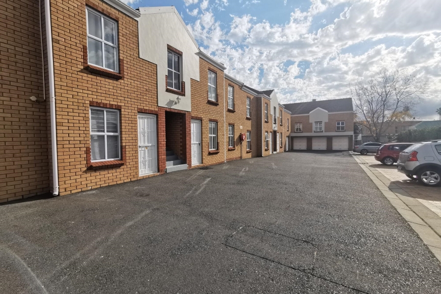To Let 1 Bedroom Property for Rent in Durbanville Western Cape